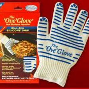 The Ove Glove Hot Surface Handler
