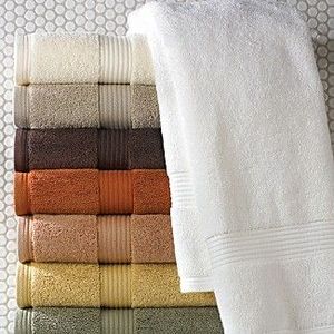 Bloomingdales Classique Bath Towels