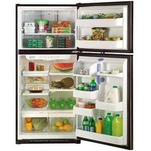 LG Top-Freezer Refrigerator