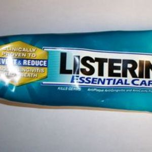 Listerine Essential Care Toothpaste