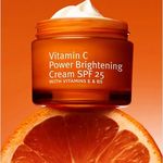 Grassroots Vitamin C Power Brightening Cream SPF25