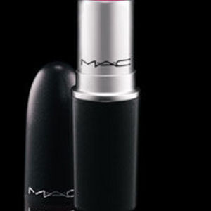 MAC Dazzle Lipstick Troublemaker