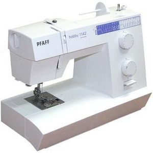 Pfaff Hobby Mechanical Sewing Machine