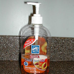 Lucky Super Soft Premium Liquid Hand Soap Fresh Picked Peach Fruit Basket Scent