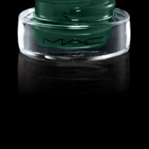 MAC Fluidline in Ivy from Mickey Contractor Collection