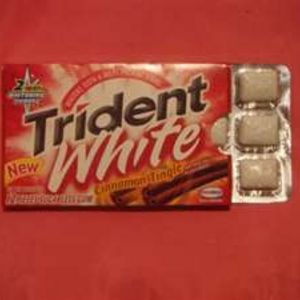 Trident - White - Cinnamon Tingle