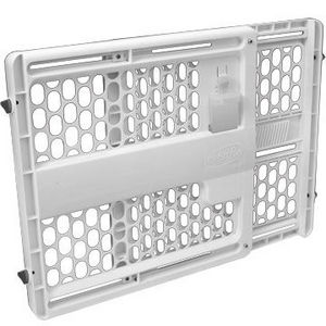Evenflo Memory Fit Plastic Baby Gate