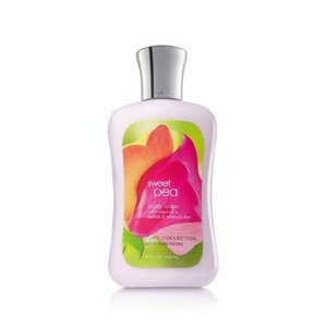 Bath & Body Works Signature Collection Sweet Pea Body Lotion