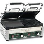 Waring Dual Section Split Smooth And Ribbed Surface Commercial Pannini/Sandwich Grill - 240V WDG300